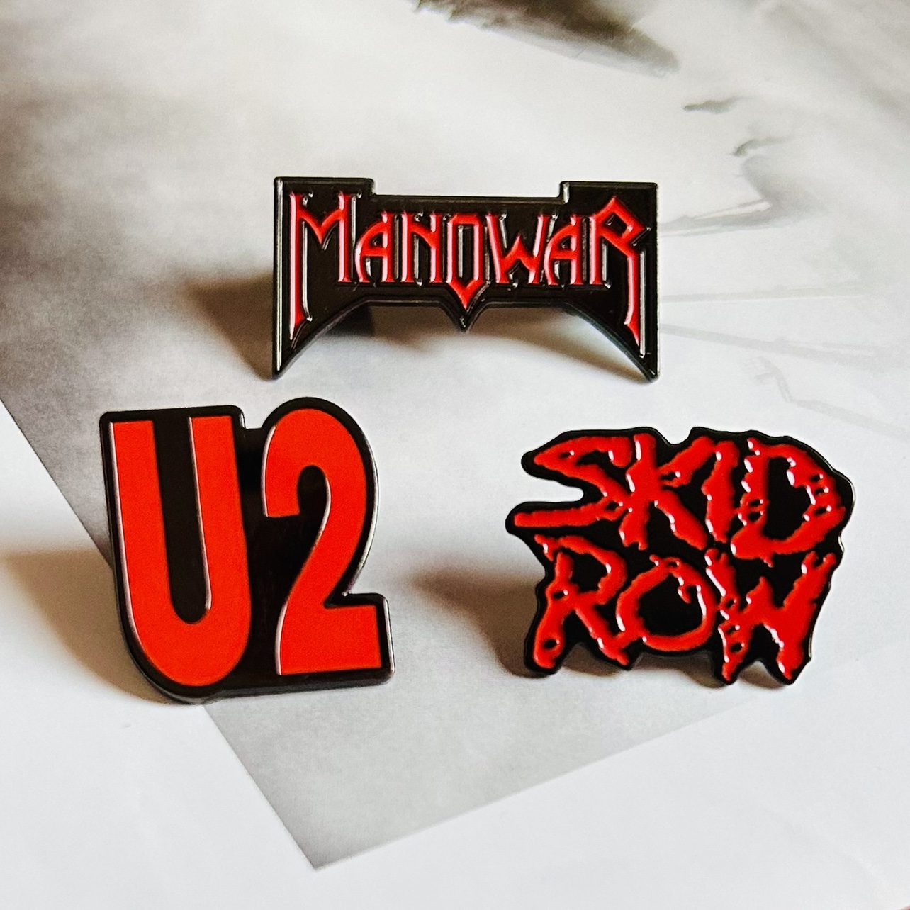 Rock Grubu Logosu Metal Rozeti - Heavy Equipment Logo incelemesi ve fiyatı